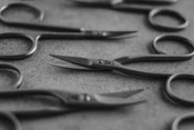 NN-Knives Professional Bőrvágó olló balkezes hajlított