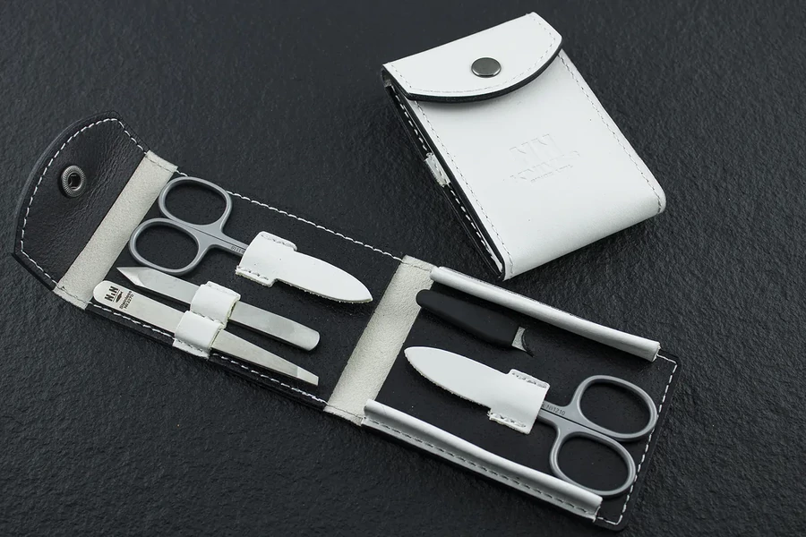 NN Knives Manikűrkészlet Optim Fehér Bőr Modern
